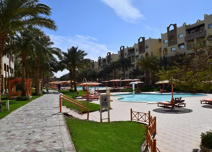Karma With And Pools-foreign Guests Only Apartment *