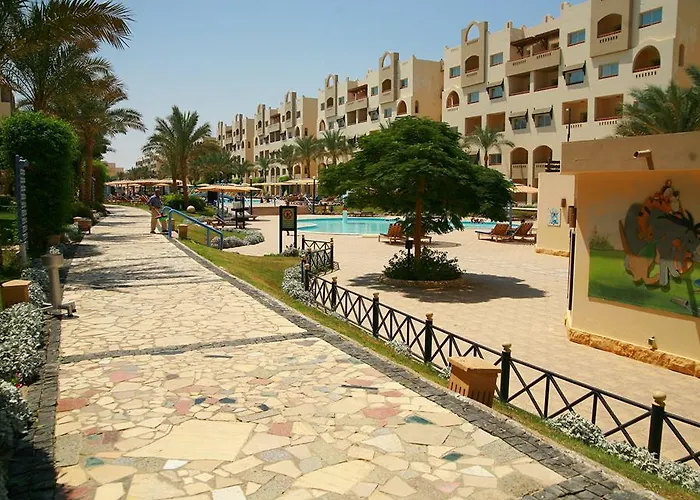 Apartment Karma With And Pools-foreign Guests Only *